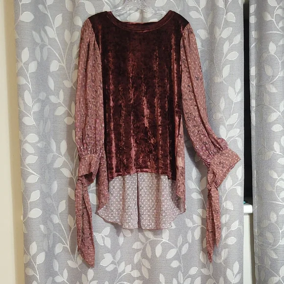 Ivy Jane Velvet and Chiffon Women's Top size L - Picture 1 of 10